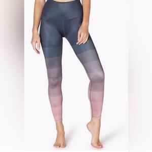 Beyond Yoga Ombre High Waisted Legging size Small